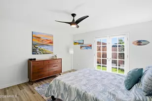 1015 E Becker Ln, Phoenix, AZ 85020 - Photo 14