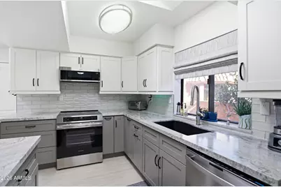 1015 E Becker Lane, Phoenix, AZ 85020 - Photo 12