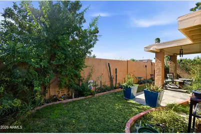 1015 E Becker Lane, Phoenix, AZ 85020 - Photo 2