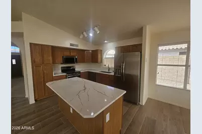 7873 W Adobe Drive, Glendale, AZ 85308 - Photo 4