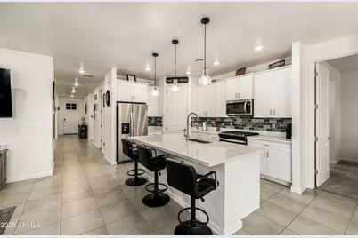 3475 E Isla Avenue, San Tan Valley, AZ 85143 - Photo 8