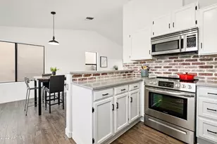 2846 E Redwood Ln, Phoenix, AZ 85048 - Photo 10