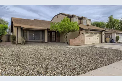 5337 W Desert Hills Drive, Glendale, AZ 85304 - Photo 2