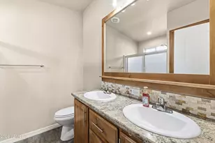 650 N Hawes Road Rd, Mesa, AZ 85207 - Photo 16