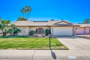 2443 W Crocus Dr, Phoenix, AZ 85023 - Photo 2