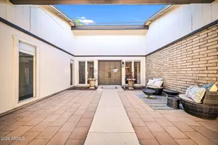 2443 W Crocus Dr, Phoenix, AZ 85023 - Photo 8