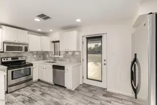 2602 N 71st St, Scottsdale, AZ 85257 - Photo 2