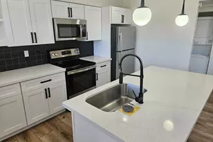 827 E Marlette Ave, Phoenix, AZ 85014 - Photo 4