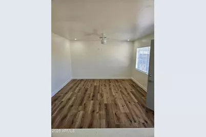 827 E Marlette Avenue, Phoenix, AZ 85014 - Photo 2