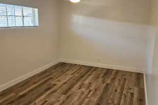 827 E Marlette Ave, Phoenix, AZ 85014 - Photo 8