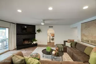 4378 E Pearce Rd, Phoenix, AZ 85044 - Photo 6