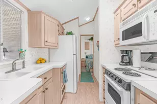 1017 Prospector Dr, Apache Junction, AZ 85119 - Photo 16