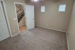 942 W Aspen Way W, Gilbert, AZ 85233 - Photo 2