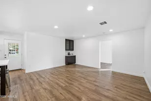 4815 N 14th Ave, Phoenix, AZ 85013 - Photo 8