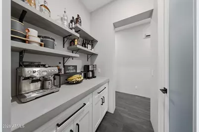 20207 W Whitton Court, Buckeye, AZ 85396 - Photo 10