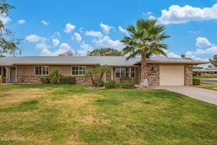 9402 W Long Hills Dr, Sun City, AZ 85351 - Photo 4