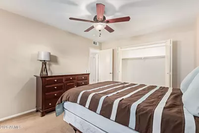 9402 W Long Hills Drive, Sun City, AZ 85351 - Photo 16