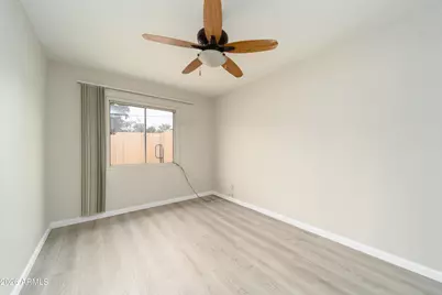 2416 E Clarendon Avenue, Phoenix, AZ 85016 - Photo 8