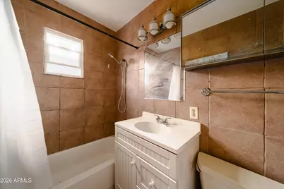 2416 E Clarendon Avenue, Phoenix, AZ 85016 - Photo 22