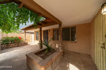 2416 E Clarendon Avenue, Phoenix, AZ 85016 - Photo 1