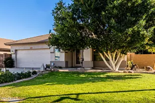 8975 W Clara Ln, Peoria, AZ 85382 - Photo 2