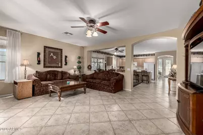 8975 W Clara Lane, Peoria, AZ 85382 - Photo 10