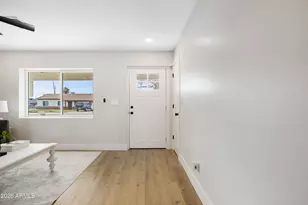 18209 N 34th Ln, Phoenix, AZ 85053 - Photo 6