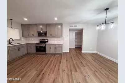 11601 N 33rd Avenue, Phoenix, AZ 85029 - Photo 14