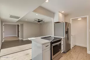 2702 N 60th St, Scottsdale, AZ 85257 - Photo 6