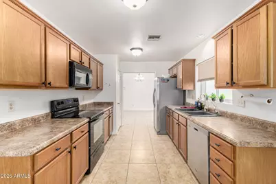 23831 N 41st Avenue, Glendale, AZ 85310 - Photo 12