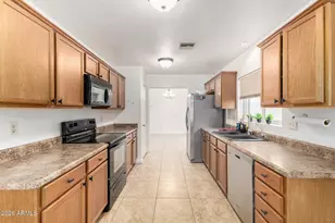 23831 N 41st Ave, Glendale, AZ 85310 - Photo 12