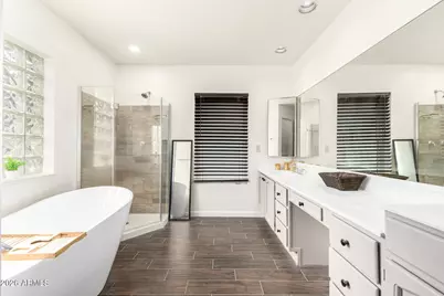 23831 N 41st Avenue, Glendale, AZ 85310 - Photo 32