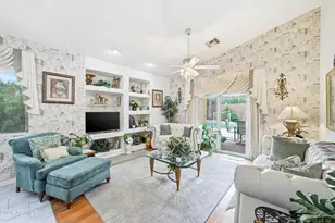 4210 S Splendor Pl, Gilbert, AZ 85297 - Photo 10