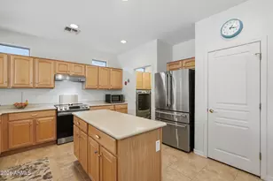 3063 E Peach Tree Dr, Chandler, AZ 85249 - Photo 8