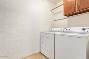 1881 E Palmcroft Dr, Tempe, AZ 85282 - Photo 20