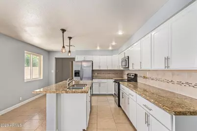 1881 E Palmcroft Drive, Tempe, AZ 85282 - Photo 6
