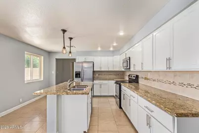 1881 E Palmcroft Drive, Tempe, AZ 85282 - Photo 6