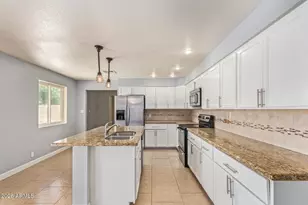 1881 E Palmcroft Dr, Tempe, AZ 85282 - Photo 6