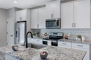 11513 W Arron Dr, Youngtown, AZ 85363 - Photo 8