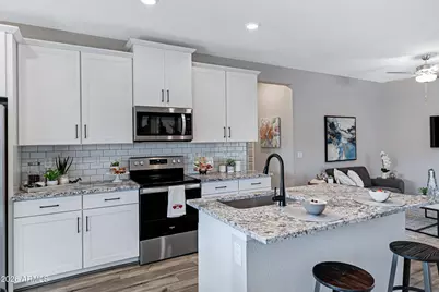 11513 W Arron Drive, Youngtown, AZ 85363 - Photo 10