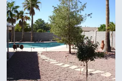 3942 W Muriel Drive W, Glendale, AZ 85308 - Photo 14