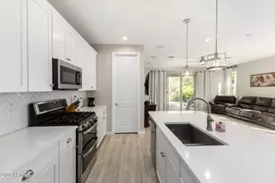 18474 W Ipswitch Wy, Surprise, AZ 85374 - Photo 10