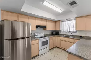 8940 W Olive Ave, Peoria, AZ 85345 - Photo 10