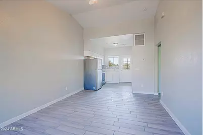 1614 W Purdue Avenue #102, Phoenix, AZ 85021 - Photo 4