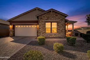 19087 E Walnut Ct, Queen Creek, AZ 85142 - Photo 2