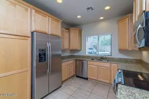 3969 E Melinda Dr, Phoenix, AZ 85050 - Photo 2