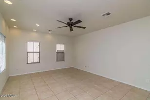 3969 E Melinda Dr, Phoenix, AZ 85050 - Photo 6