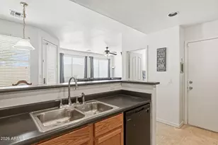 1886 E Don Carlos Ave, Tempe, AZ 85281 - Photo 10