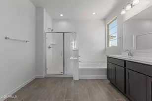 12361 W Pkwy Ln, Avondale, AZ 85323 - Photo 14