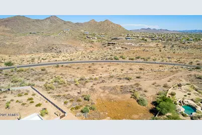 2812 W Cloud Road #4, Phoenix, AZ 85086 - Photo 2